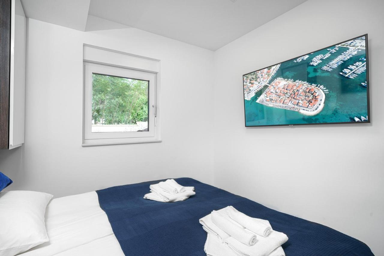 Alexandra Apartments Трибунь Екстер'єр фото
