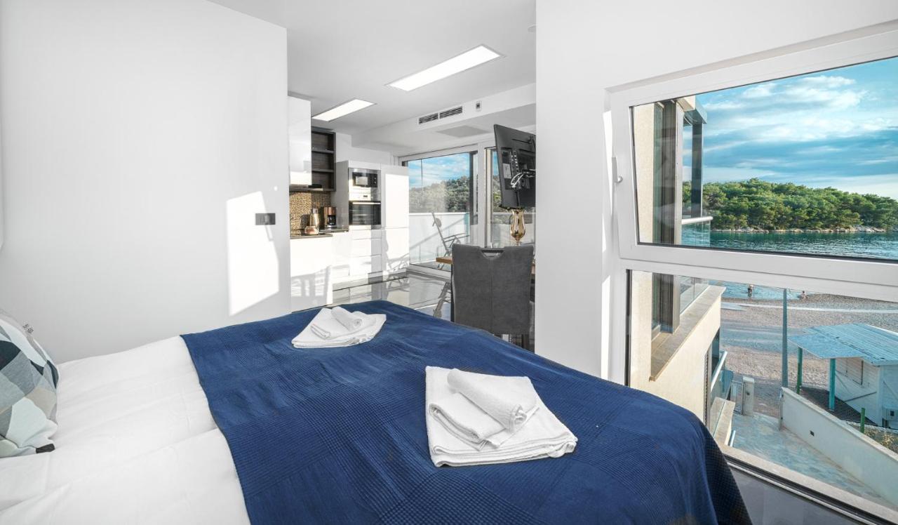 Alexandra Apartments Трибунь Екстер'єр фото