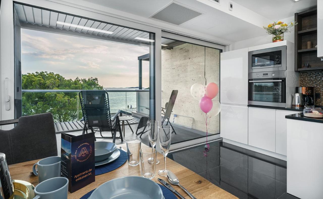 Alexandra Apartments Трибунь Екстер'єр фото